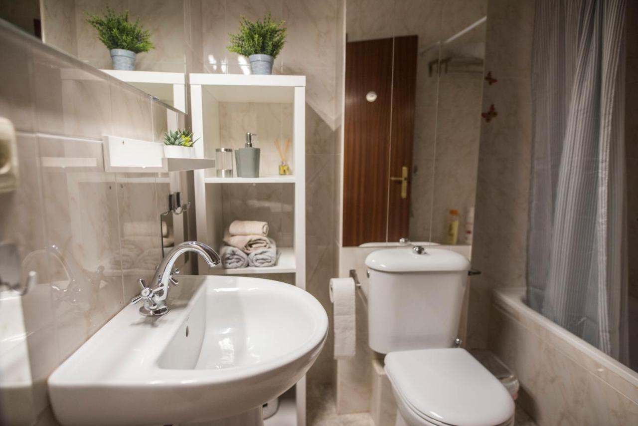 Apartamento Plaza De La Laguna By Dulce アヤモンテ エクステリア 写真